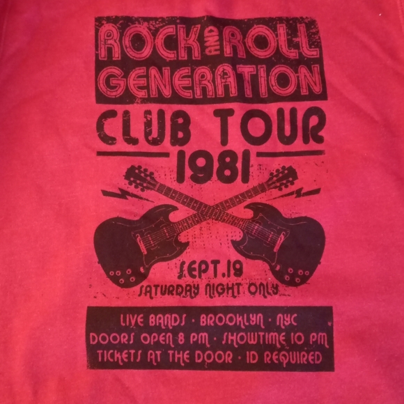 MYSTYLE Red Club Tour 1981 Pullover Hoodie Medium - Picture 4 of 6